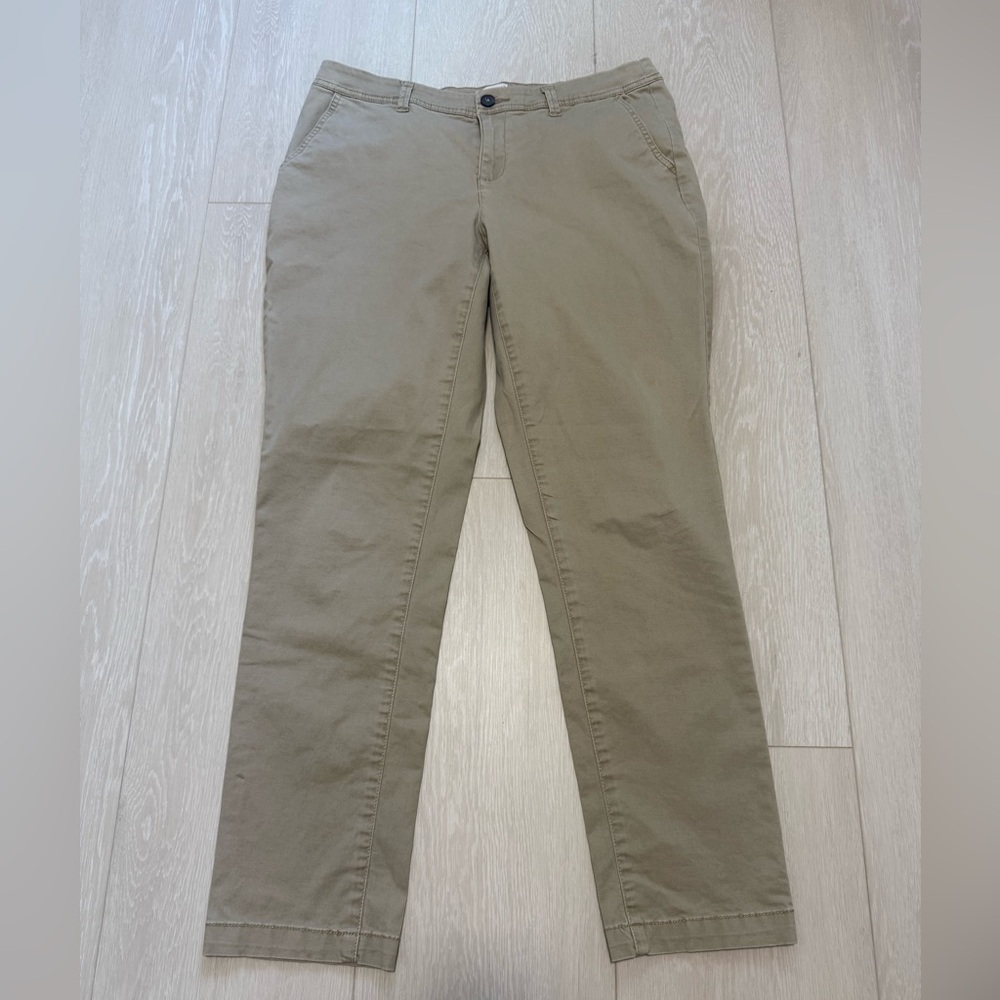 A. New. Day. Khaki Stretch Straight Pants